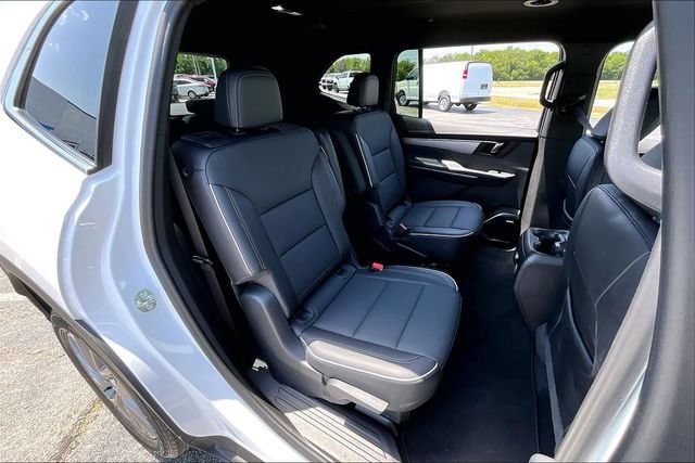 2026 Buick Enclave Preferred - Photo 24