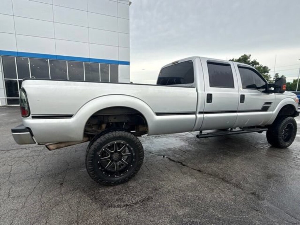 Used 2016 Ford Super Duty F-250 SRW Lariat Truck Crew Cab