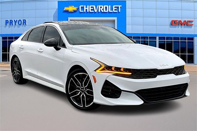 2022 Kia K5