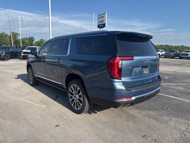 2025 Gmc Yukon XL Denali photo 3