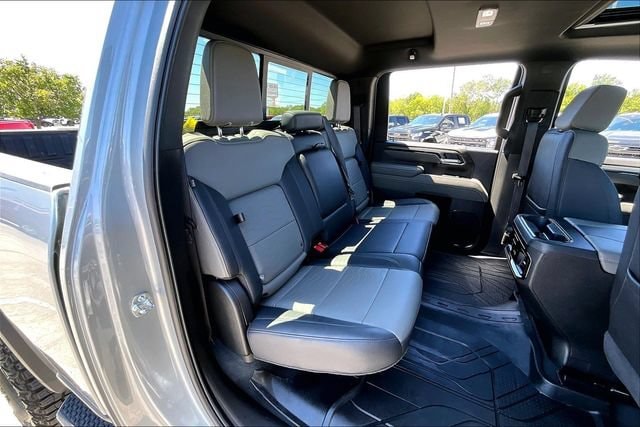 2025 Chevrolet Silverado 2500HD ZR2 - Photo 26