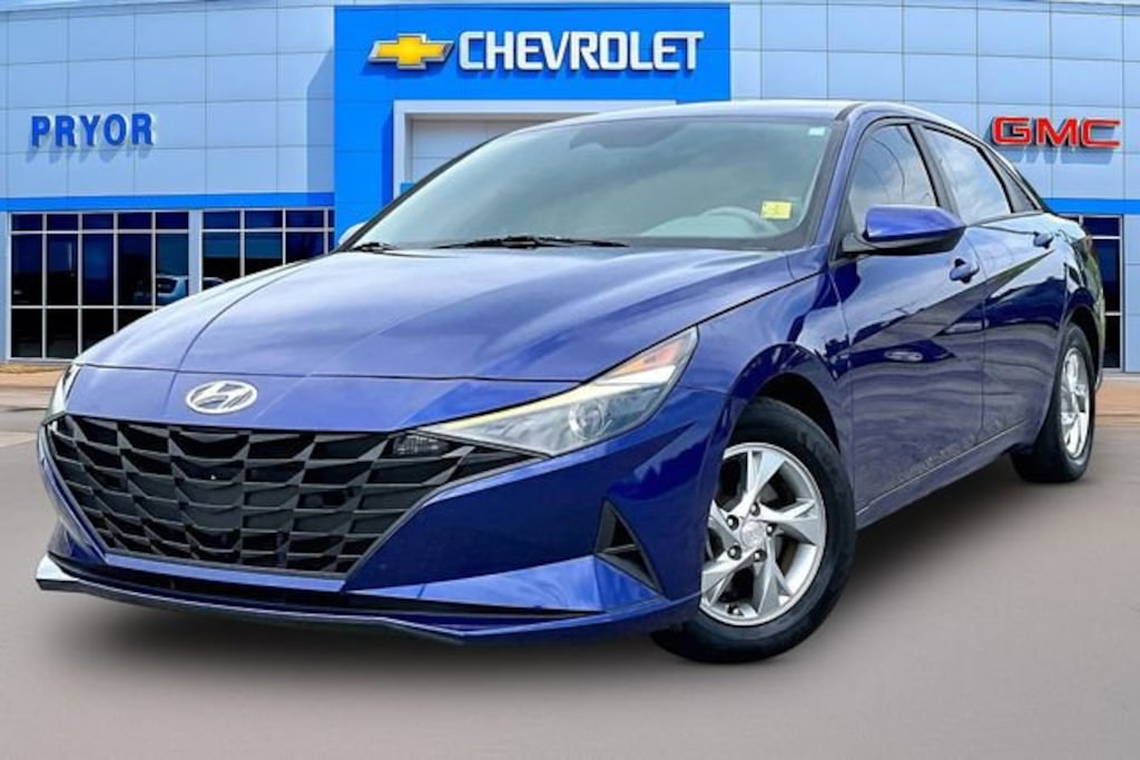 Used 2021 Hyundai Elantra SE Sedan