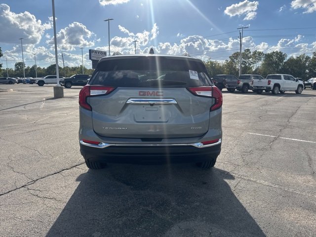 2024 Gmc Terrain SLT photo 4