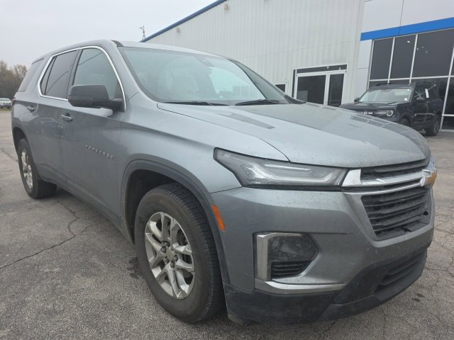 2023 Chevrolet Traverse LS's photo