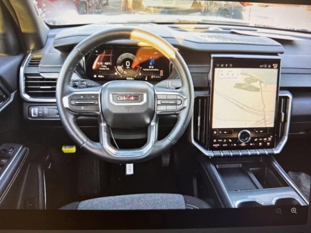 Used 2025 GMC Acadia Elevation SUV