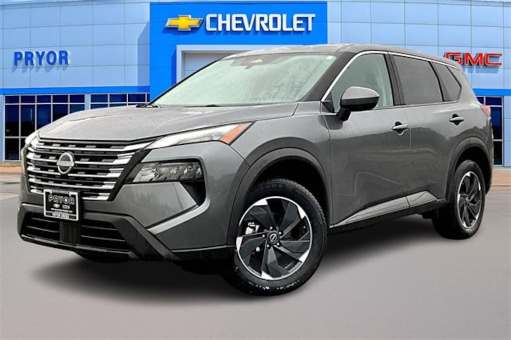 Used 2024 Nissan Rogue SV SUV