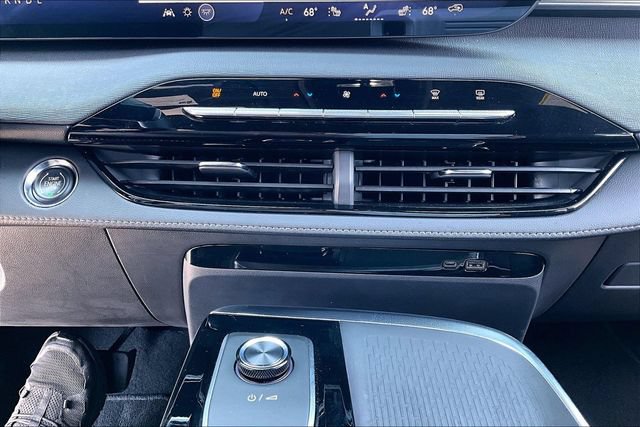 2026 Buick Enclave Preferred - Photo 16