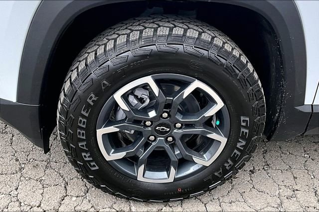 2026 Chevrolet Equinox ACTIV - Photo 12