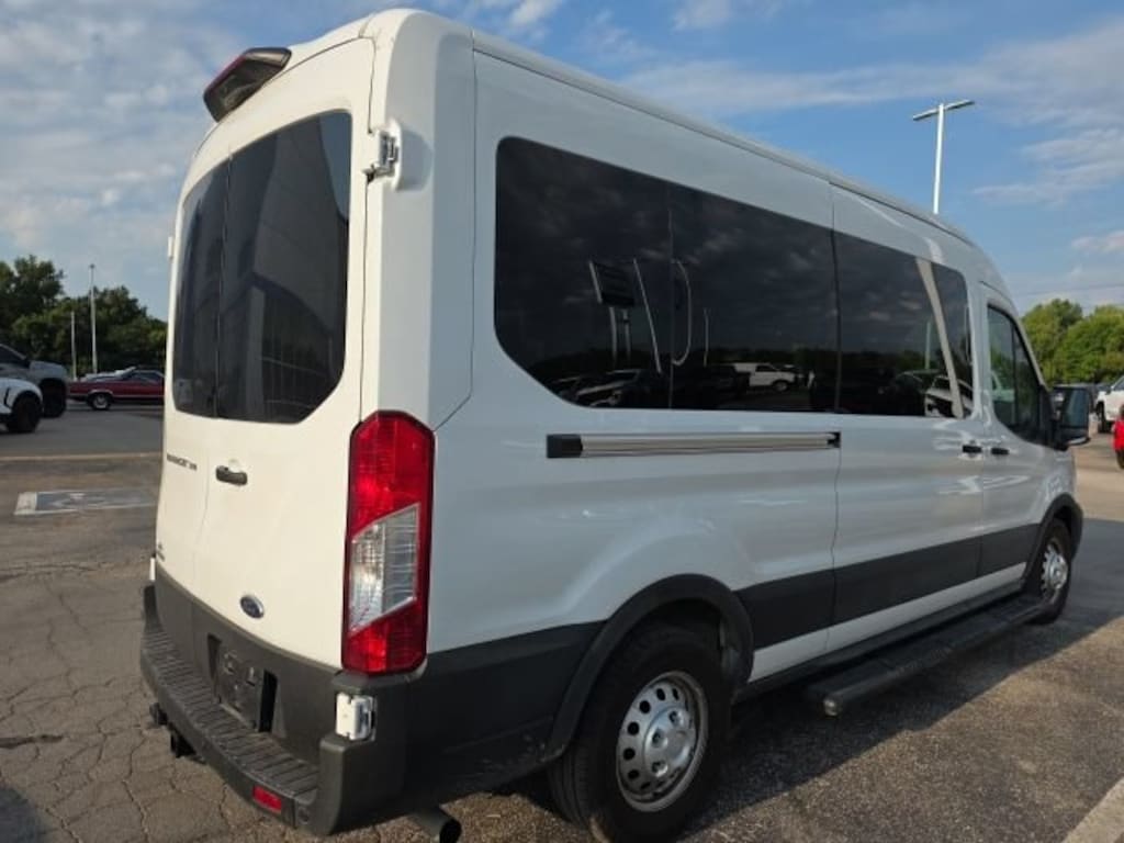 Used 2025 Ford Transit Passenger Wagon XL Wagon Medium Roof Van