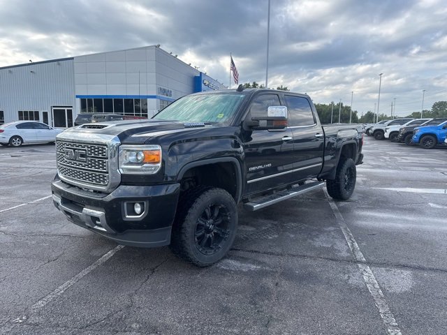 2019 Gmc Sierra 2500 HD Denali photo 3