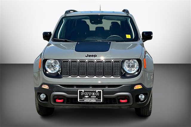 2023 Jeep Renegade Trailhawk photo 2