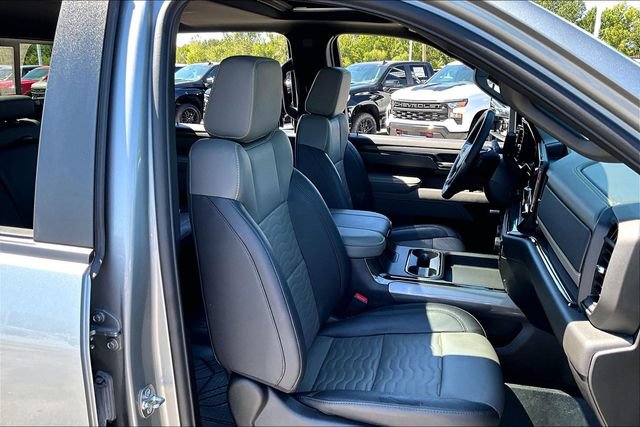 2025 Chevrolet Silverado 2500HD ZR2 - Photo 30