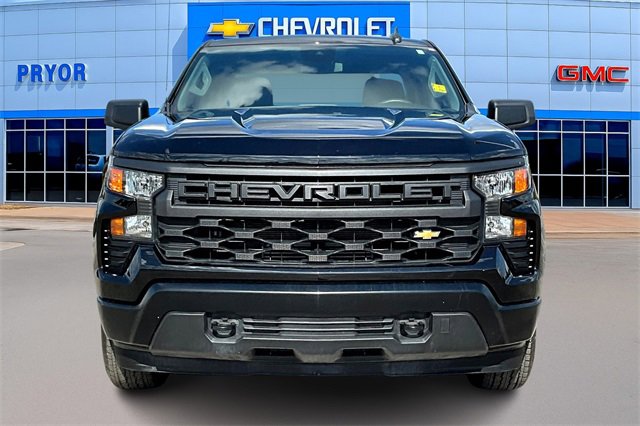 2024 Chevrolet Silverado 1500 photo 2