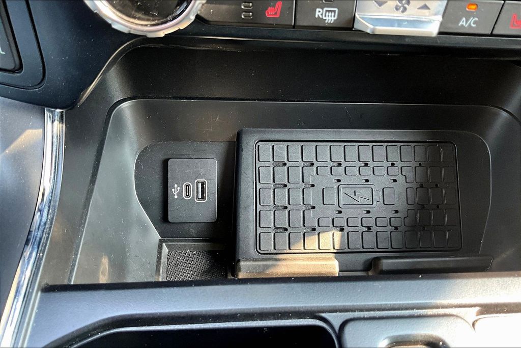 2025 Ford F-150 XLT - Photo 26
