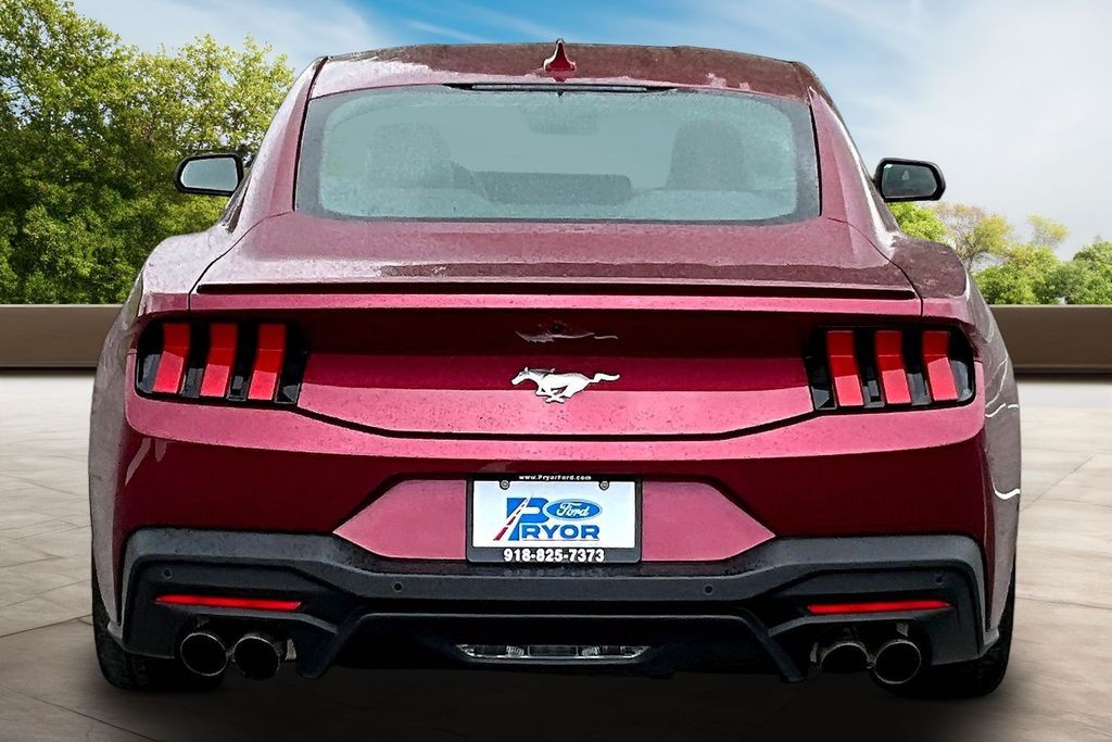 2025 Ford Mustang EcoBoost Premium Fastback - Photo 4