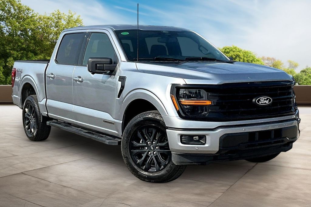 2025 Ford F-150 XLT - Photo 11