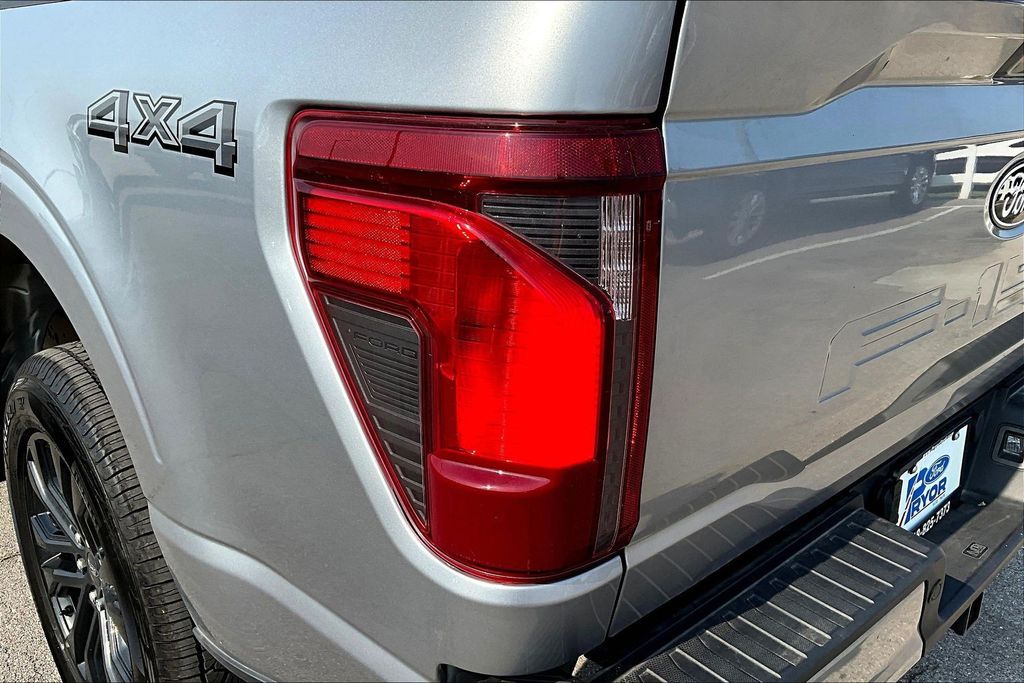 2025 Ford F-150 XLT - Photo 33