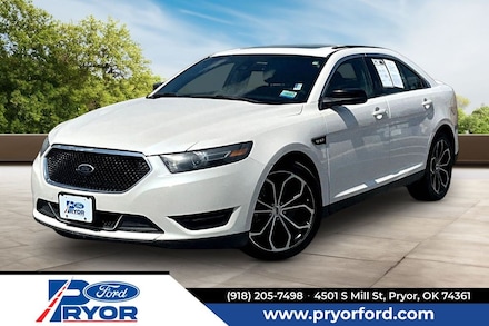 2016 Ford Taurus SHO Sedan