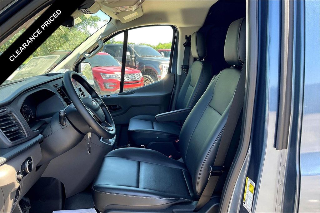 2025 Ford Transit Van Base - Photo 9