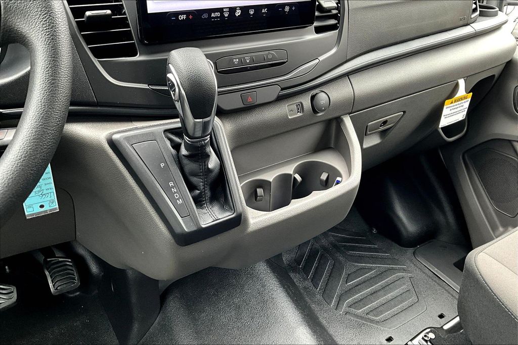 2025 Ford Transit Van Base - Photo 8