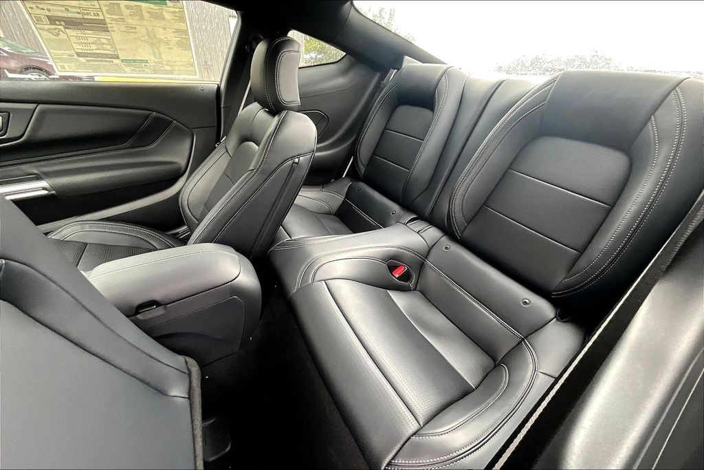 2025 Ford Mustang GT Premium Fastback - Photo 10
