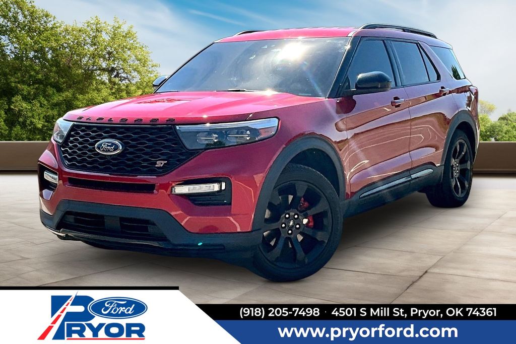 2023 Ford Explorer SUV 