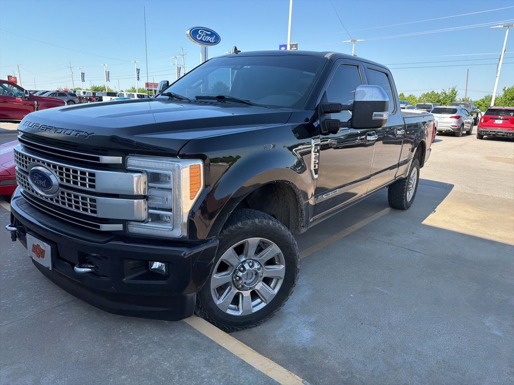 2019 Ford F-250 Platinum 4x4 Crew Cab 8' Box's photo