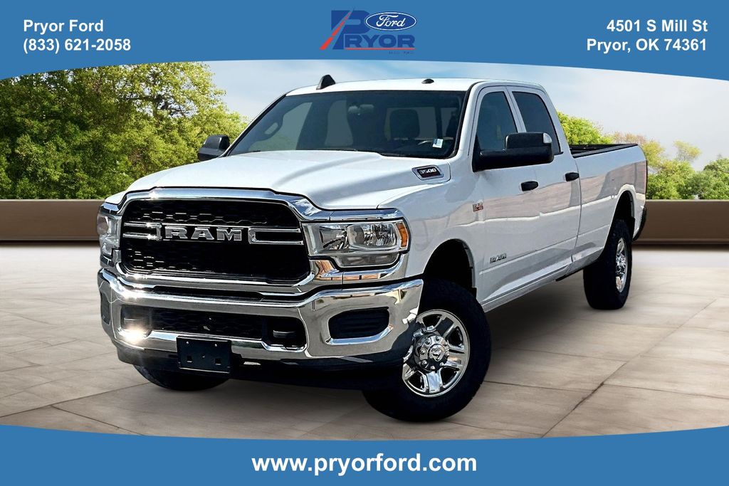 2021 RAM 3500 Tradesman 4X4 Crew Cab LWB's photo