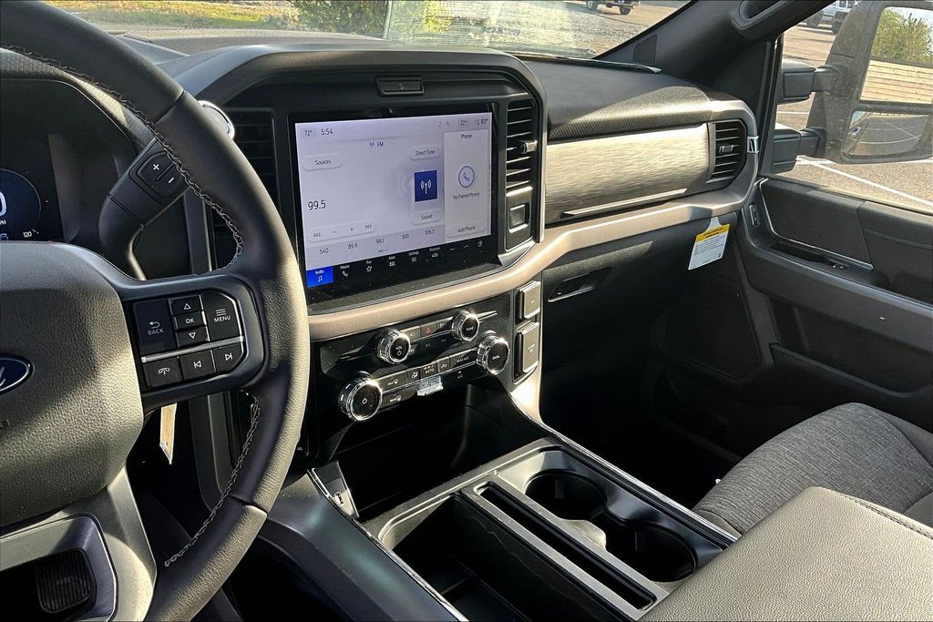 2025 Ford F-150 XLT - Photo 7