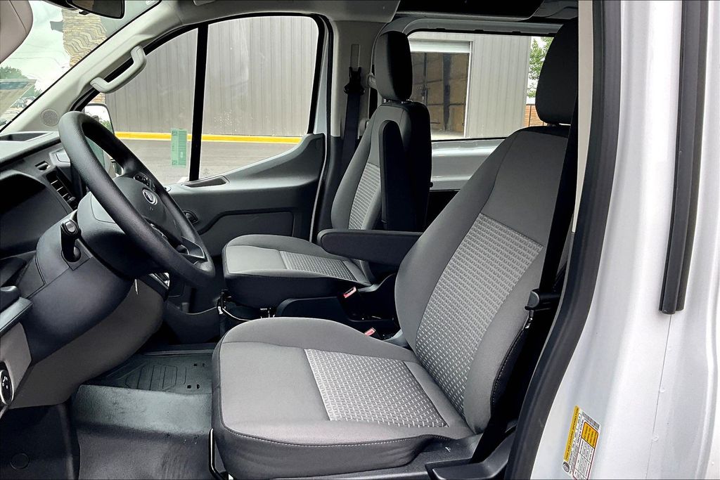 2025 Ford Transit Van Base - Photo 9