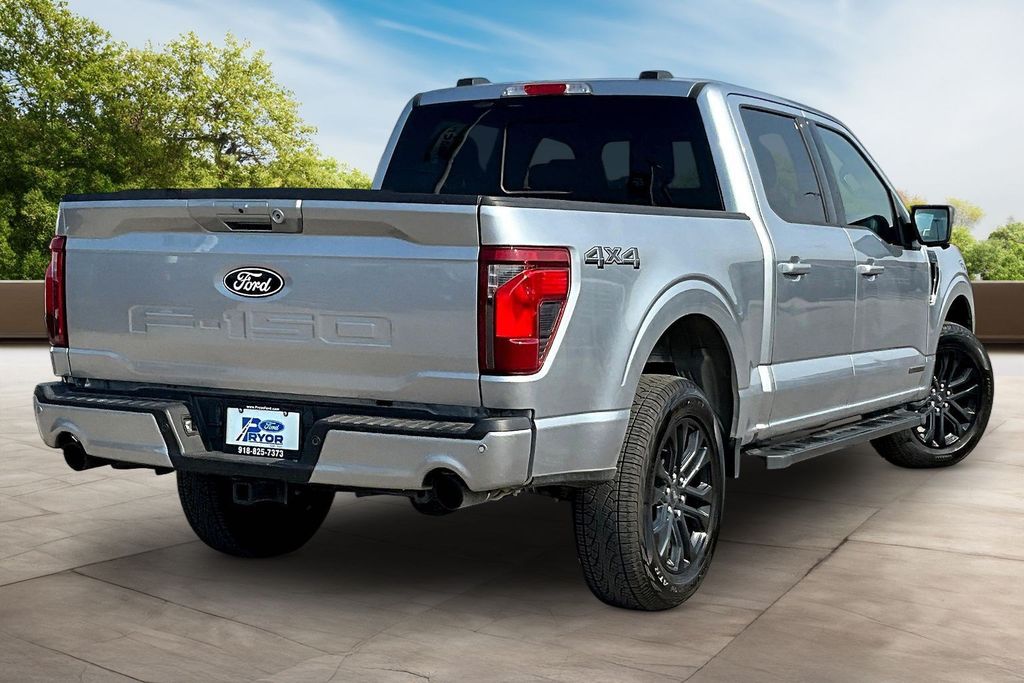 2025 Ford F-150 XLT - Photo 2