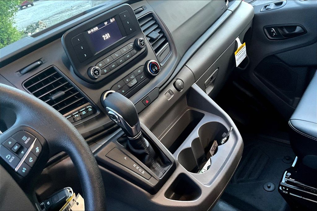 2025 Ford Transit Van Base - Photo 8