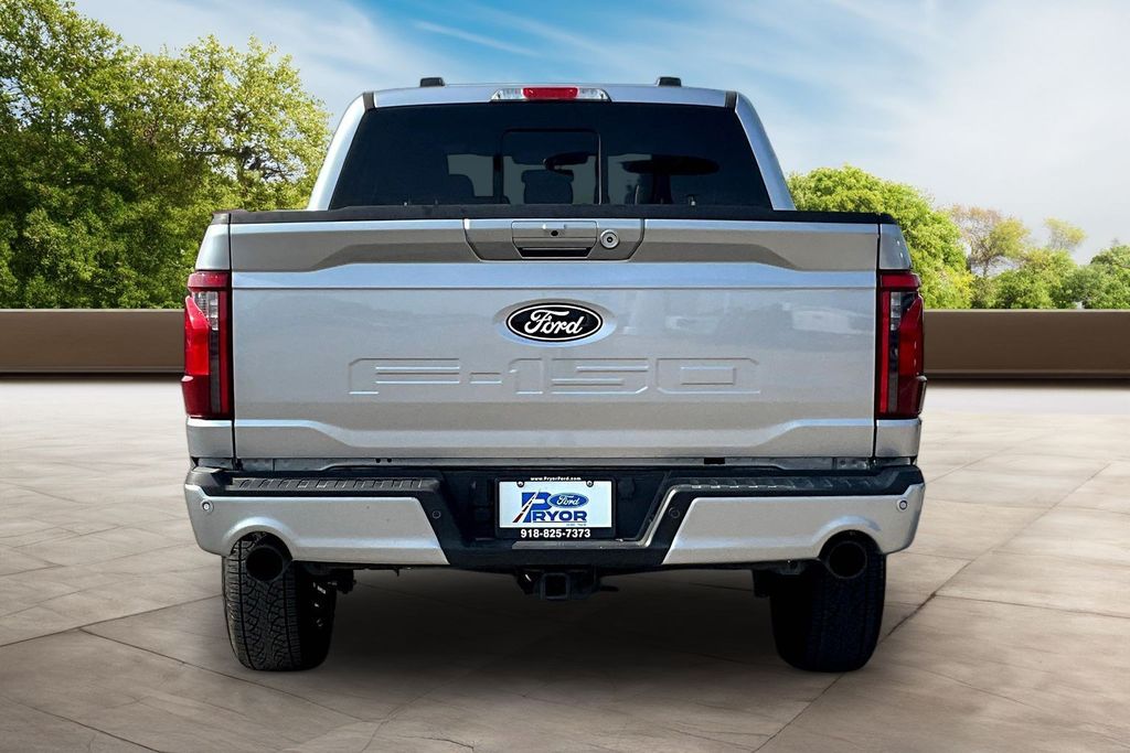 2025 Ford F-150 XLT - Photo 4