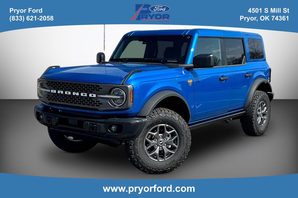 2025 Ford Bronco SUV 