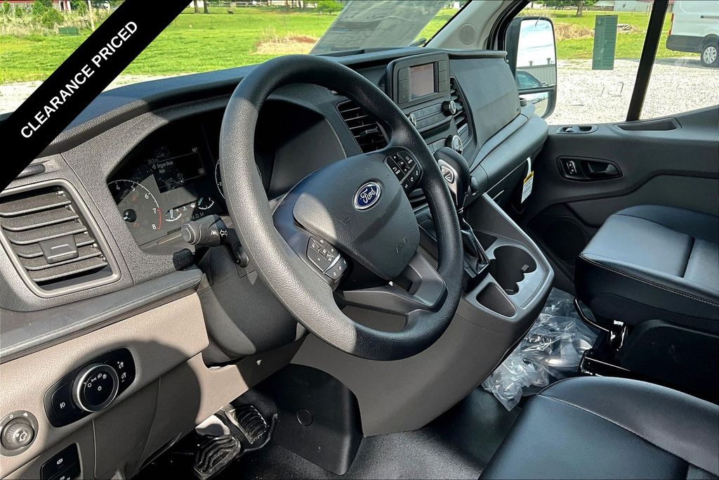2025 Ford Transit Van Base - Photo 6