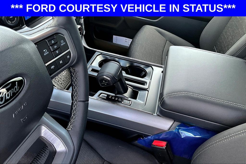 2026 Ford F-150 XLT - Photo 8
