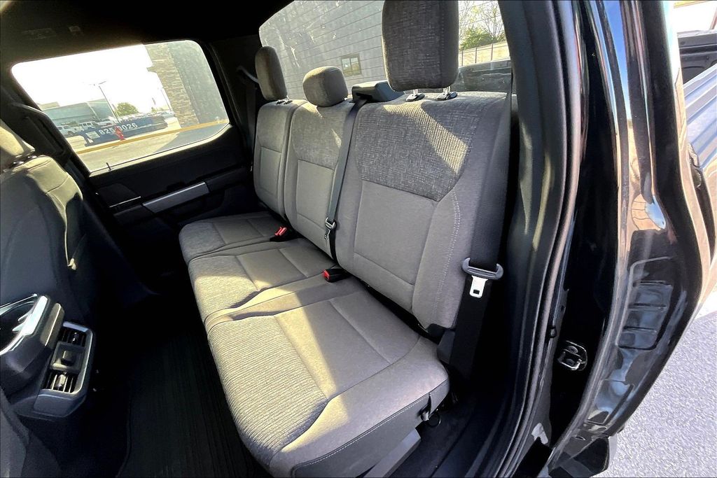 2025 Ford F-150 XLT - Photo 10