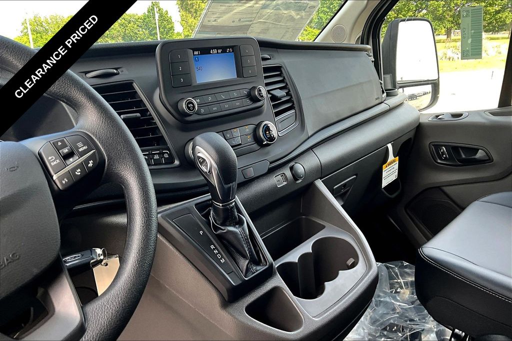 2025 Ford Transit Van Base - Photo 8