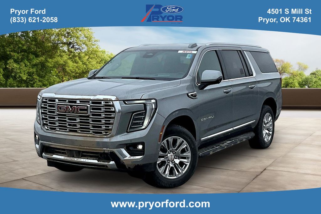 2025 GMC Yukon Denali AWD's photo