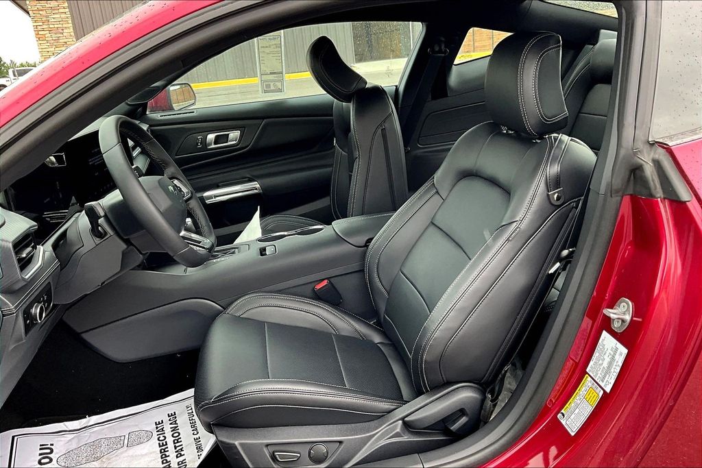 2025 Ford Mustang EcoBoost Premium Fastback - Photo 9