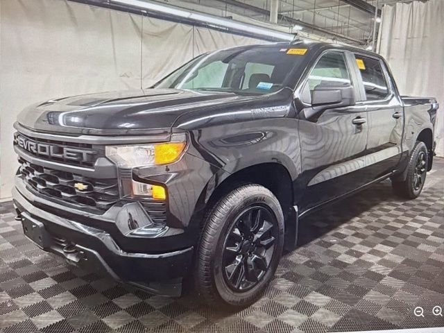 2023 Chevrolet Silverado 1500 Custom 4WD Crew Cab Short Box's photo