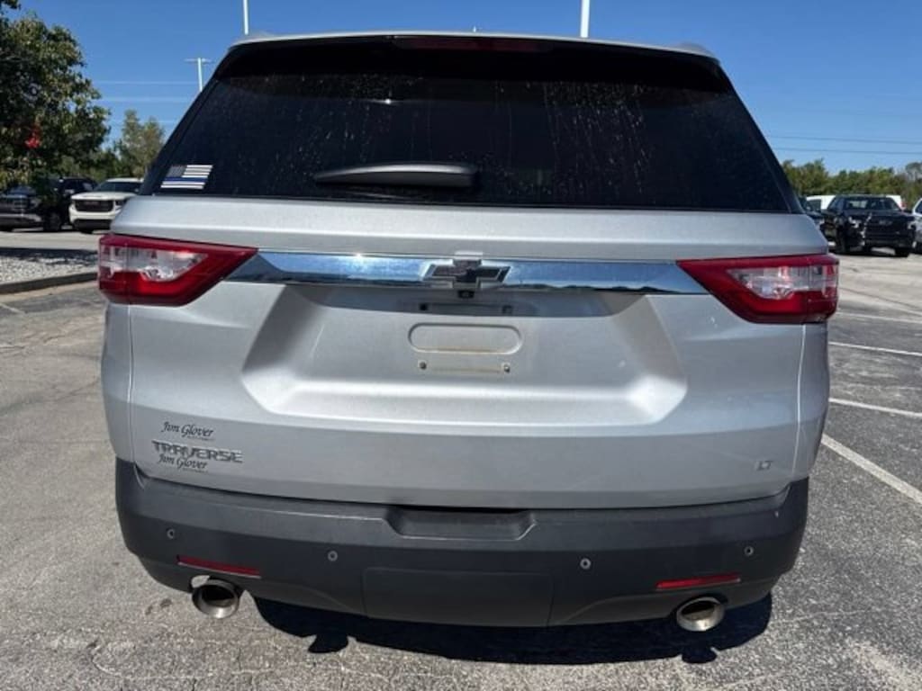 Used 2021 Chevrolet Traverse LT Cloth SUV