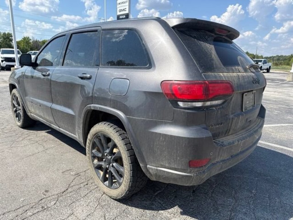Used 2020 Jeep Grand Cherokee Altitude