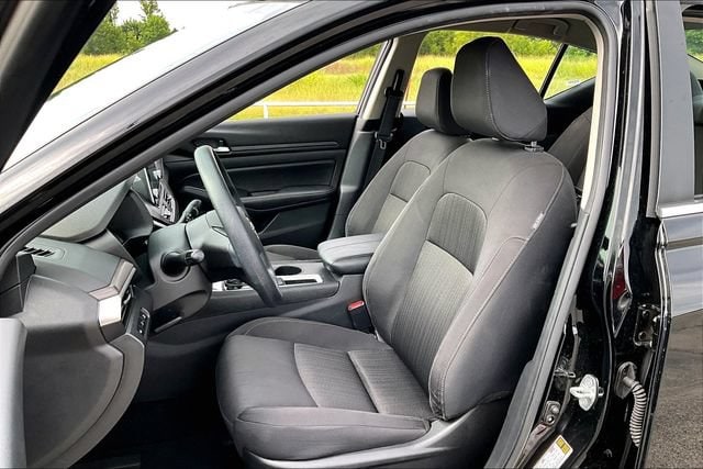 2025 Nissan Altima SV - Photo 21
