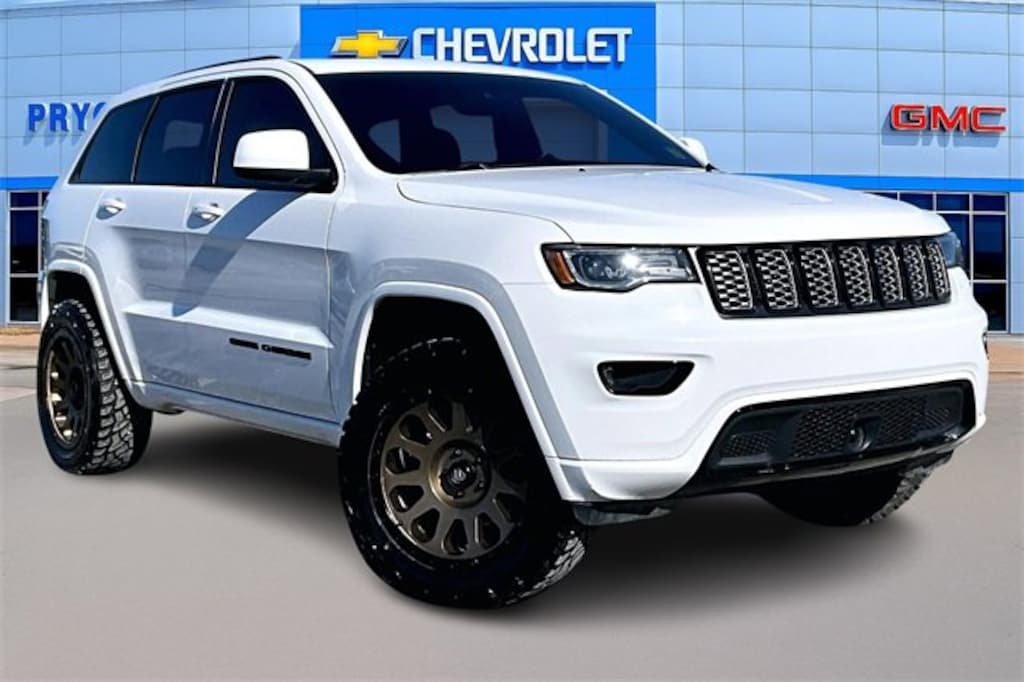 Used 2020 Jeep Grand Cherokee Altitude