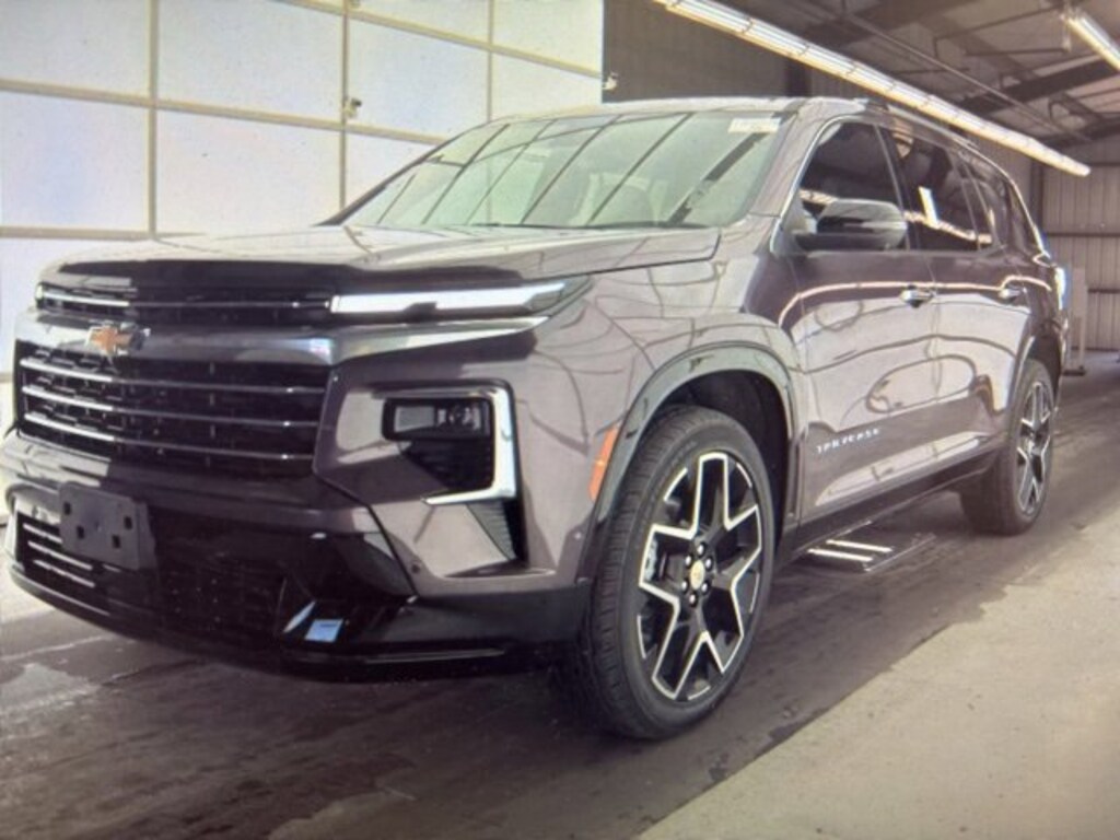 Used 2025 Chevrolet Traverse High Country SUV