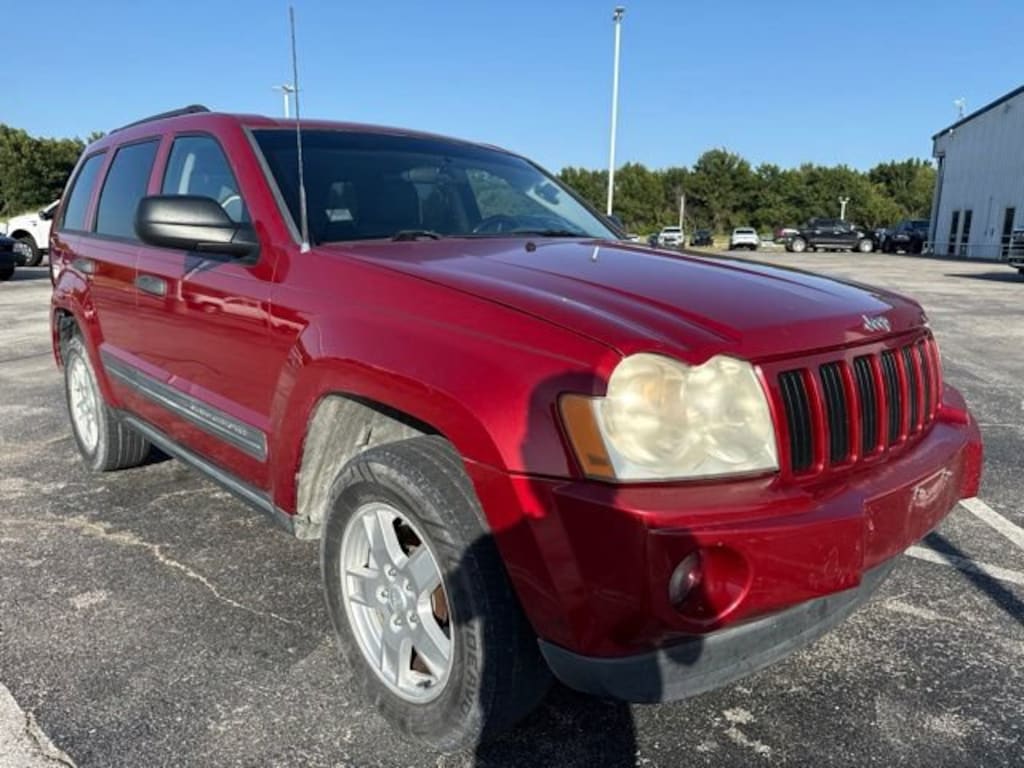 Used 2005 Jeep Grand Cherokee Laredo
