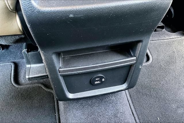 2022 Ford Edge SE - Photo 9