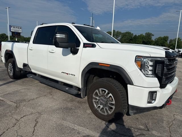 2023 GMC Sierra AT4 4WD Crew Cab Standard Box's photo