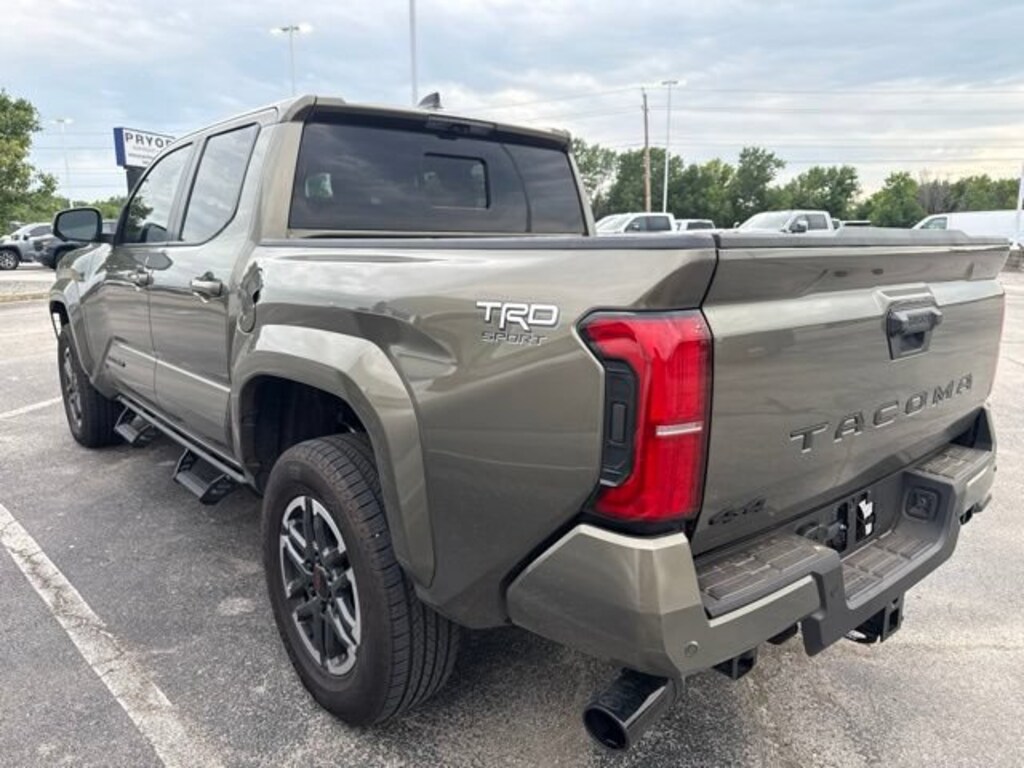 Used 2026 Toyota Tacoma 4WD SR5